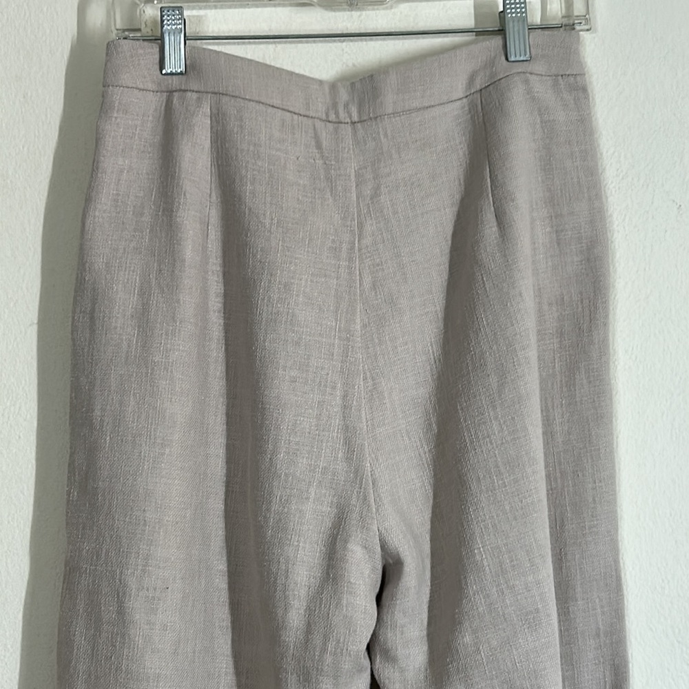 Mod Ref Linen Capri Pants - Picture 13 of 16